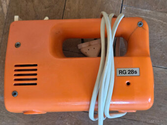 Darujem rucny slahac - 2