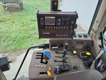 Na predaj postrekovač John Deere 732 - 2