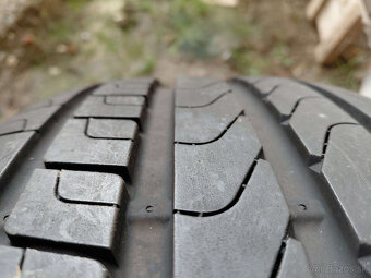 1ks letna pneu Pirelli 235/55R18 - 2