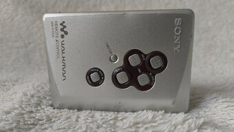 Sony WM-EX506 walkman - 2