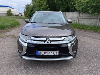 Mitsubishi Outlander 2.2 DI-D 4x4 Automat. 7 miestne. - 2