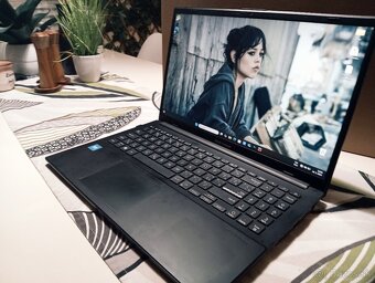 Asus vivobook e1504g - 2