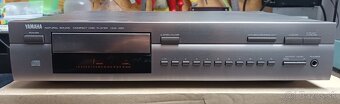 JVC TD-W220G + Yamaha CDX-490 - 2