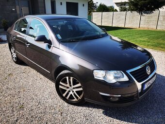 Volkswagen Passat 1.9 TDI Comfortline - 2