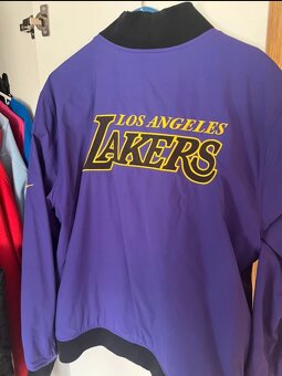 Los Angeles Lakers - 2