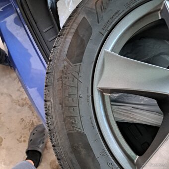 Dezent 5 x 114,3 7J R17 - 2