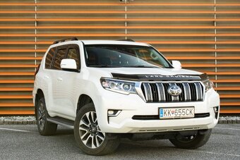 Toyota Land Cruiser 2.8 D-4D 204 Comfort A/T 4x4 - 2