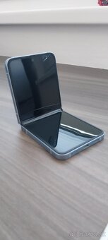 Samsung galaxy Z flip 6 256GB + Samsung galaxy watch 6 - 2