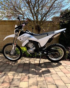 Yamaha WR250R - 2