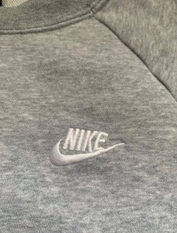 Nike mikina/sveter - 2