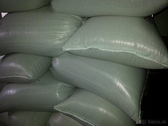 Pšenica , žito , šrot, krmna zmes - 2