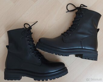 Predám dámske kožené topánky zn.Nelson - 2