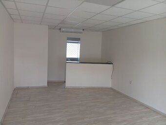 Obchodné klimatizované priestory, Trenčín, Za mostami - 2