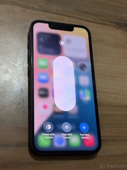 Predám Apple IPhone 13 Mini 128GB Black Minimálne Známky - 2