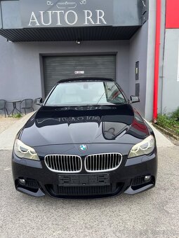 BMW Rad 5 F11 530D M-Packet = Navi, A/T, F1 Riadenie = - 2