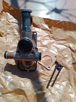 Podavacie palivove cerpadlo Tatra T138, T813, OT-64, - 2