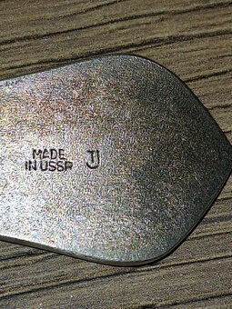 SERVÍROVACÍ PRÍBOR - 2