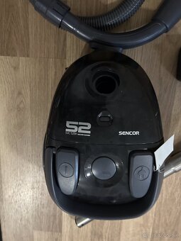 Vysávač Sencor - 2