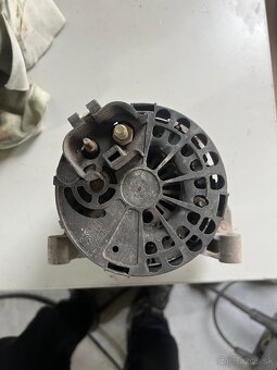Alternator Denso 46542889 - 2