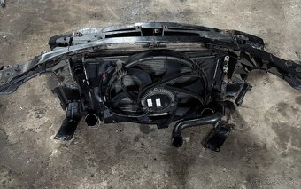Predám chladičovu stenu bmw e90/91 - 2