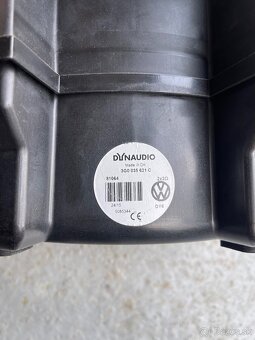 Predam Dynaudio subwoofer VW Passat B8 - 2