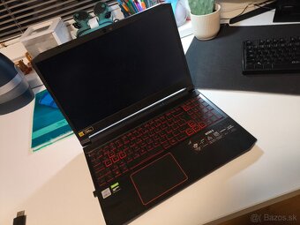 Predám herný notebook Acer Nitro 5 AN515-55-53FT - 2