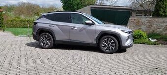 Hyundai Tucson - 2