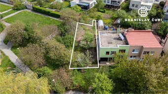 POZEMOK SO STAVEBNÝM POVOLENÍM - 332 m2, na Grote - 2