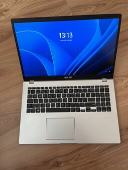 Predám notebook ASUS VivoBook E510MA - 2