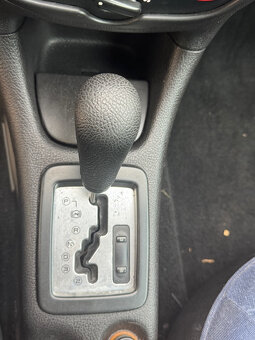Peugeot 206 1.4 55kw automat - 2