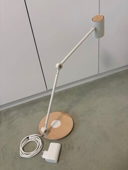 IKEA lampa s bezdrotovym nabijanim - 2