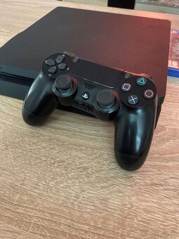 Ps4 slim - 2