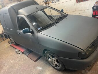 Vw caddy 1.9sdi 47kw - 2