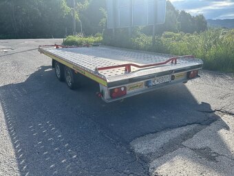 Autoprepravnik Juzjade 2700 kg - 2