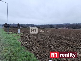 INVESTIČNÝ POZEMOK S VEĽKÝM POTENCIÁLOM / 6343 m2 / Nové Sok - 2