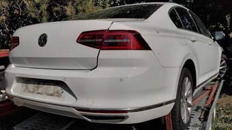 Volkswagen Passat B8 2.0 TDi 2018 predám DVERE spolujazdcová - 2