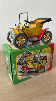 Retro hračka Dědeček automobil KOVAP - 2