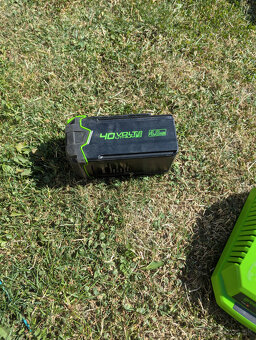 Aku kosačka Greenworks 40V + batéria 4.0Ah + rýchlonabíjačka - 2