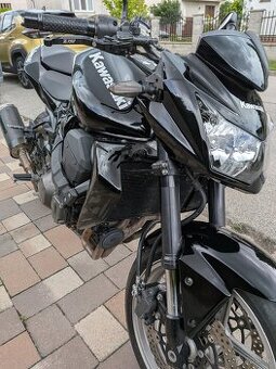Kawasaki Z750 - 2