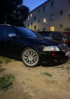 Škoda octavia 2rs 2.0TFSI 147kw/200ks - 2