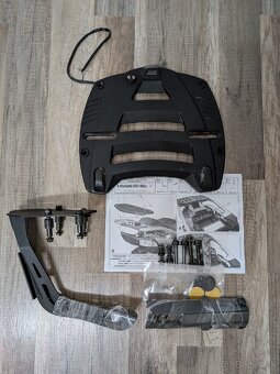 Držiak kufra pre Kawasaki GTR 1400 - 2