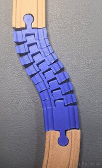 Predám flexibilný spojovací diel na drevené koľajnice. - 2