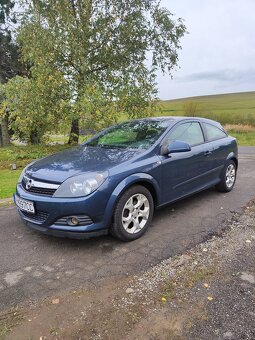 Opel Astra GTC 1.6 85 kw 2010 - 2