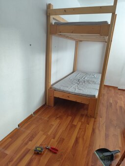 Dvojposchodový masívna posteľ - 2