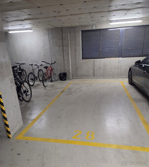 Garaz Danubius utca Budapest XIII - 2