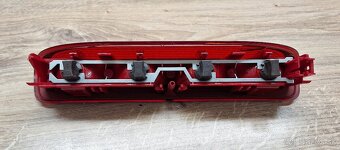Predám tretie brzdové svetlo - 2
