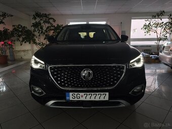 MG eHS LUXURY plug in hybrid v záruke do 2029 - 2