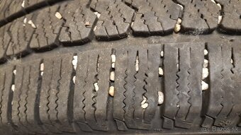 Predám 1ks slušná zimná 225/65r16C Matador na dodávku - 2