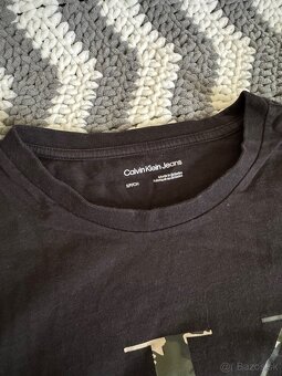 Calvin Klein tričko s dlhym rukavom vel. S - 2
