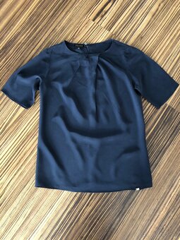 Hodvábny top ESCADA v. 32 - 2